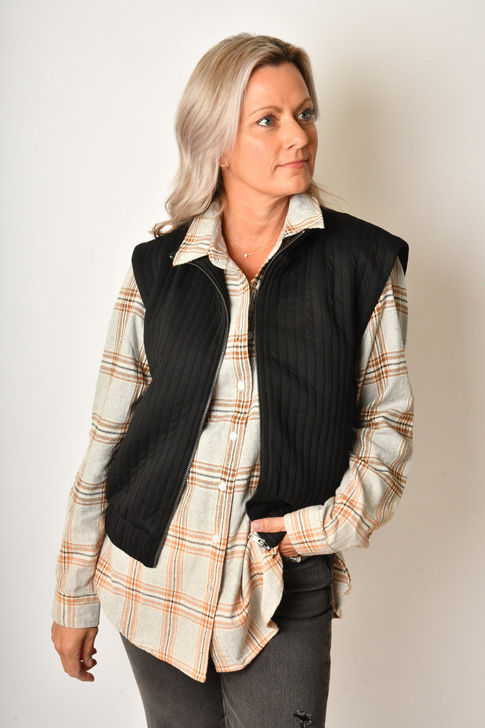 SMOOTH QUILTED VEST