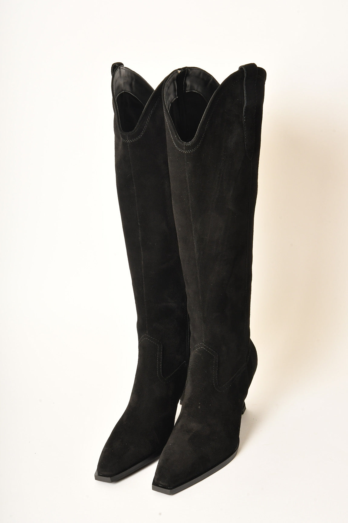 ARIANA KNEE BOOT