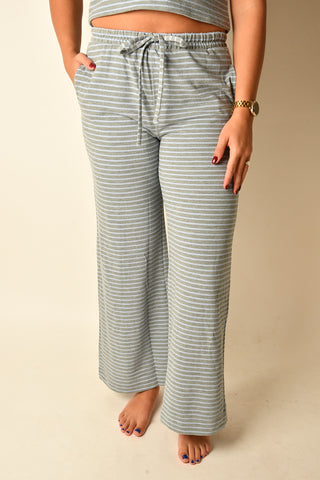 STRIPED SHORT SLEEVE LOUNGE SET