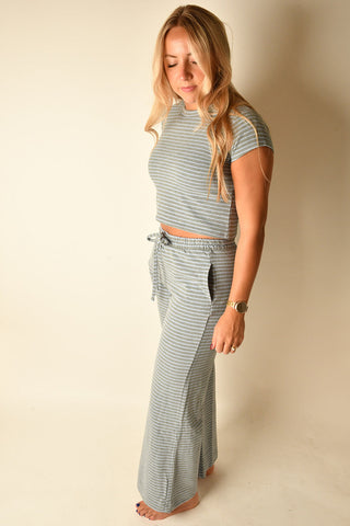STRIPED SHORT SLEEVE LOUNGE SET