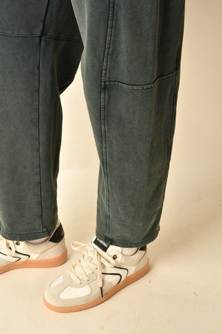 BARREL LEG SWEATPANT