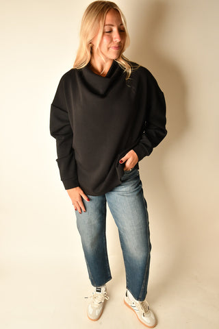 FREIZA FUNNEL NECK PULLOVER