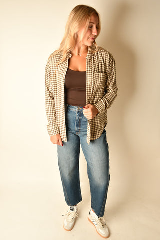 RIVER PLAID BUTTON UP