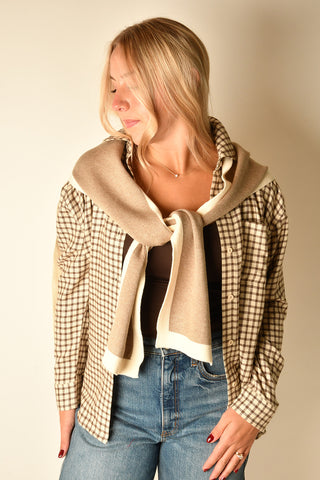 TWO TONE SHOULDER WRAP