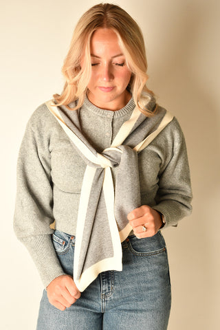 TWO TONE SHOULDER WRAP