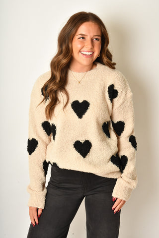 HEARTS CREW SWEATER