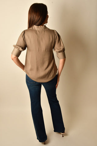 ELOWEN HI LOW BUBBLE HEM BLOUSE
