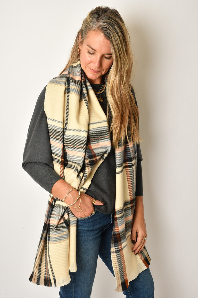 CLASSIC PLAID SCARF