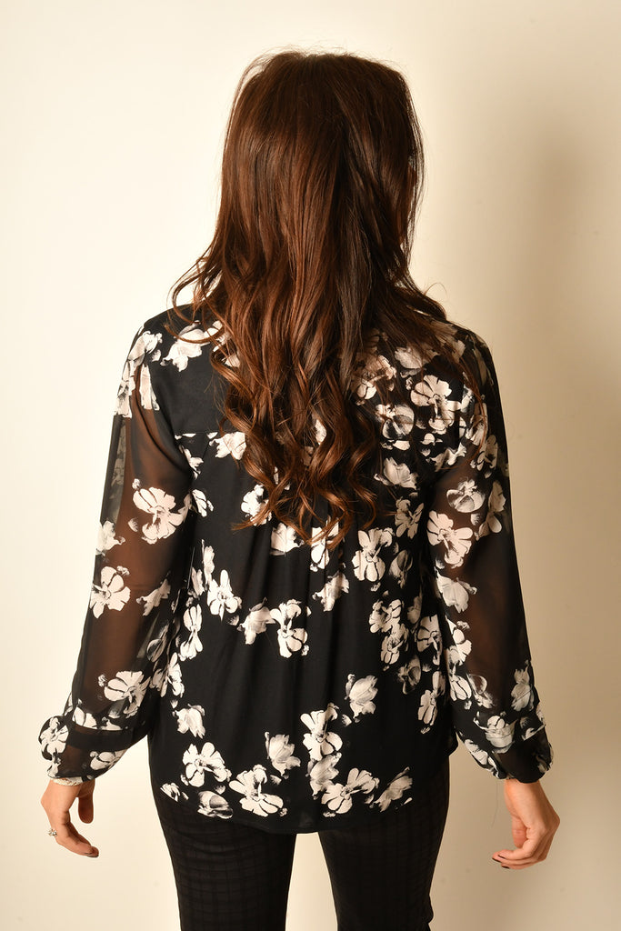 FLORAL SHIRRED BLOUSE