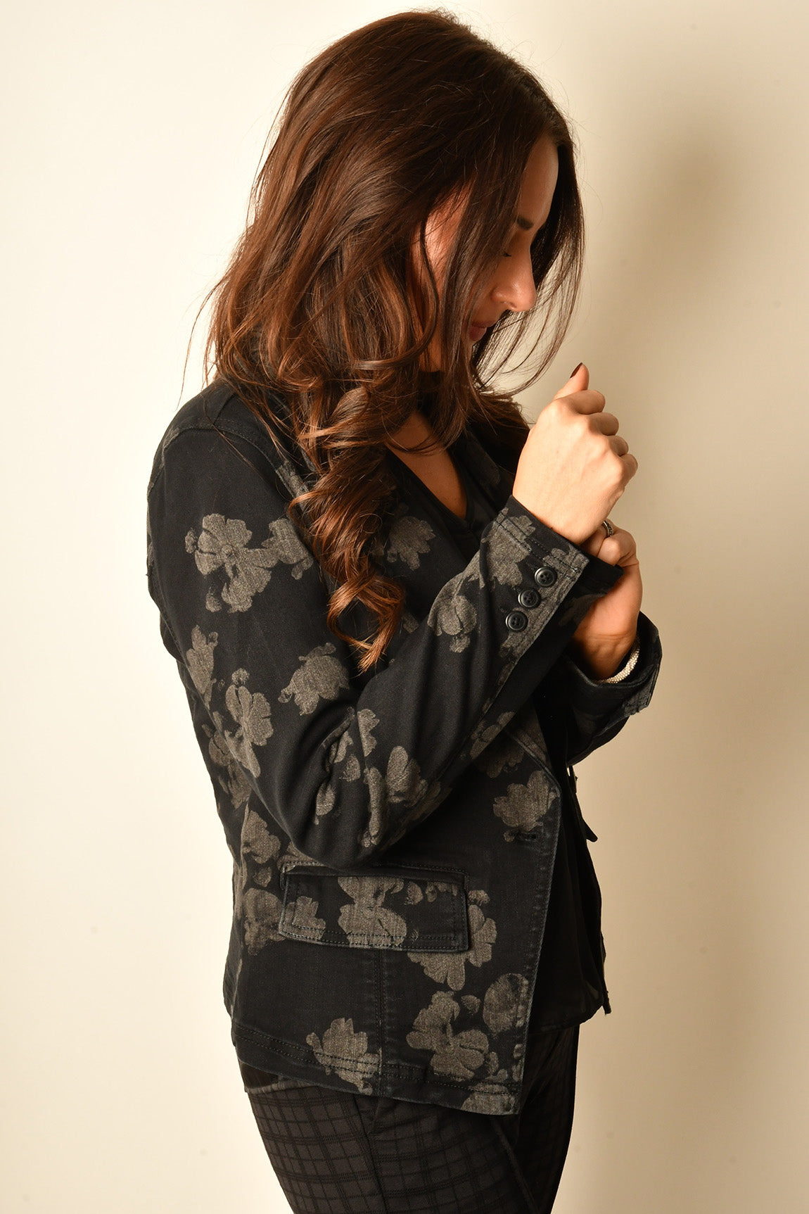 NOTCH COLLAR BUTTON BLAZER