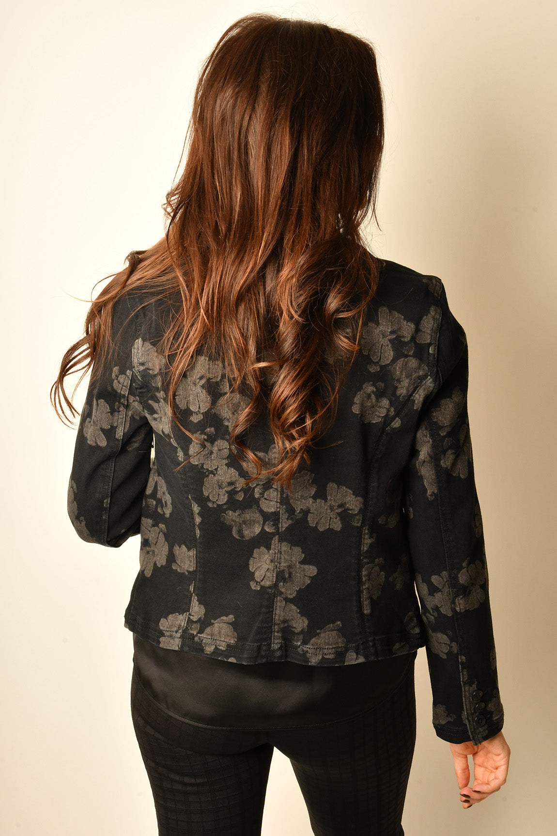 NOTCH COLLAR BUTTON BLAZER