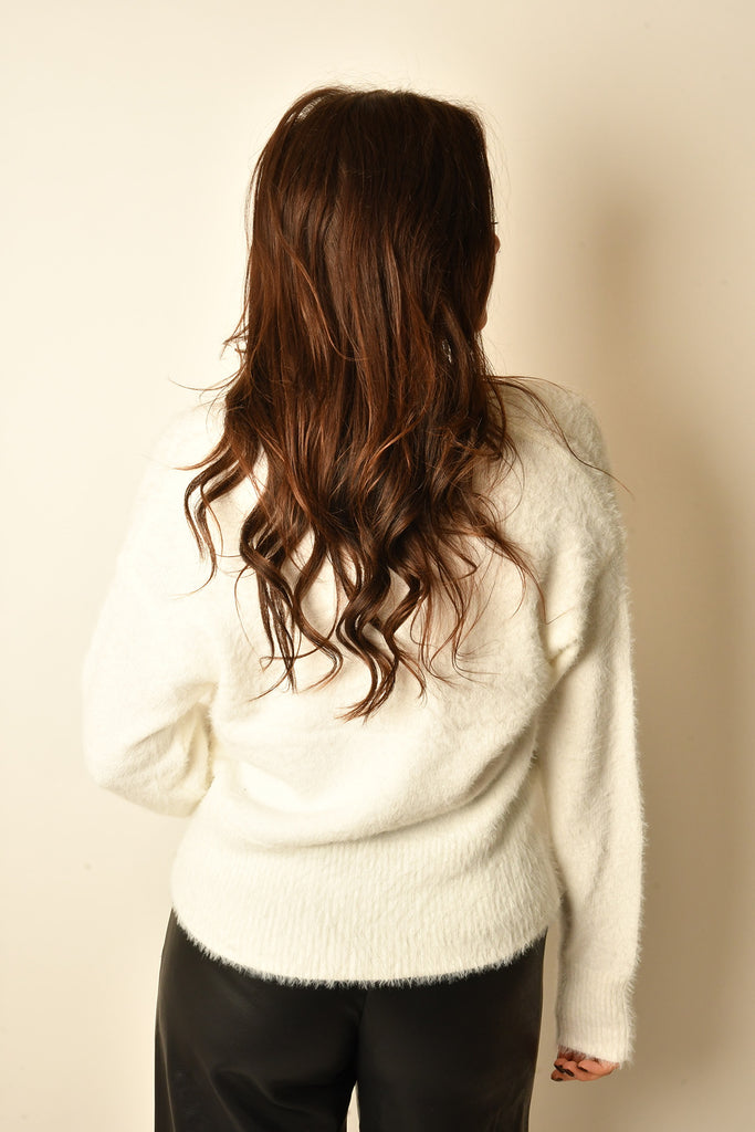 LOGAN SWEATER